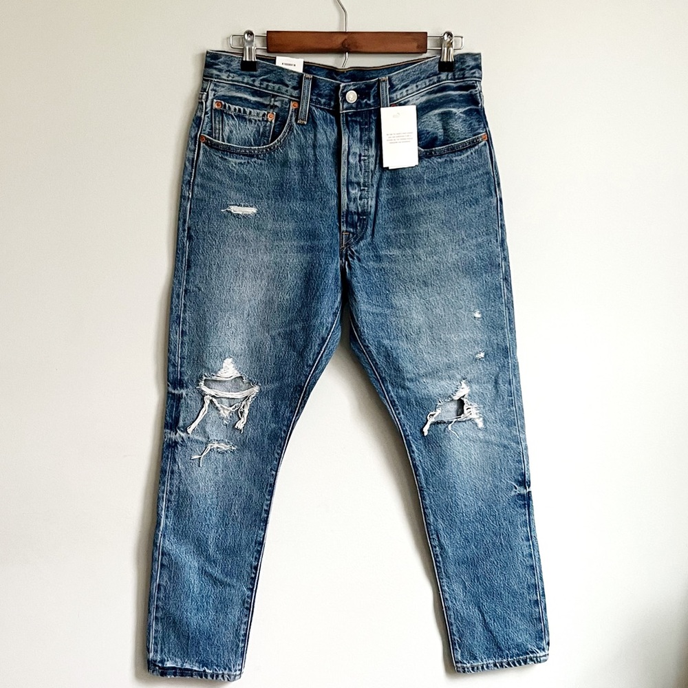 NWT Levi’s 501 Button Fly Distressed Jeans